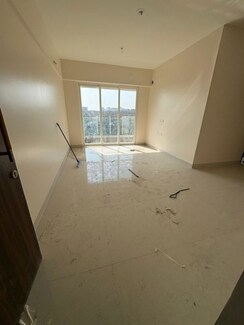 3 BHK + Servant Room,Extra Room Apartment For Rent in Sheth Avante