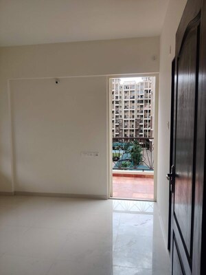 Room in 2 BHK Apartment at Nyati Elan, Wagholi – for Rent