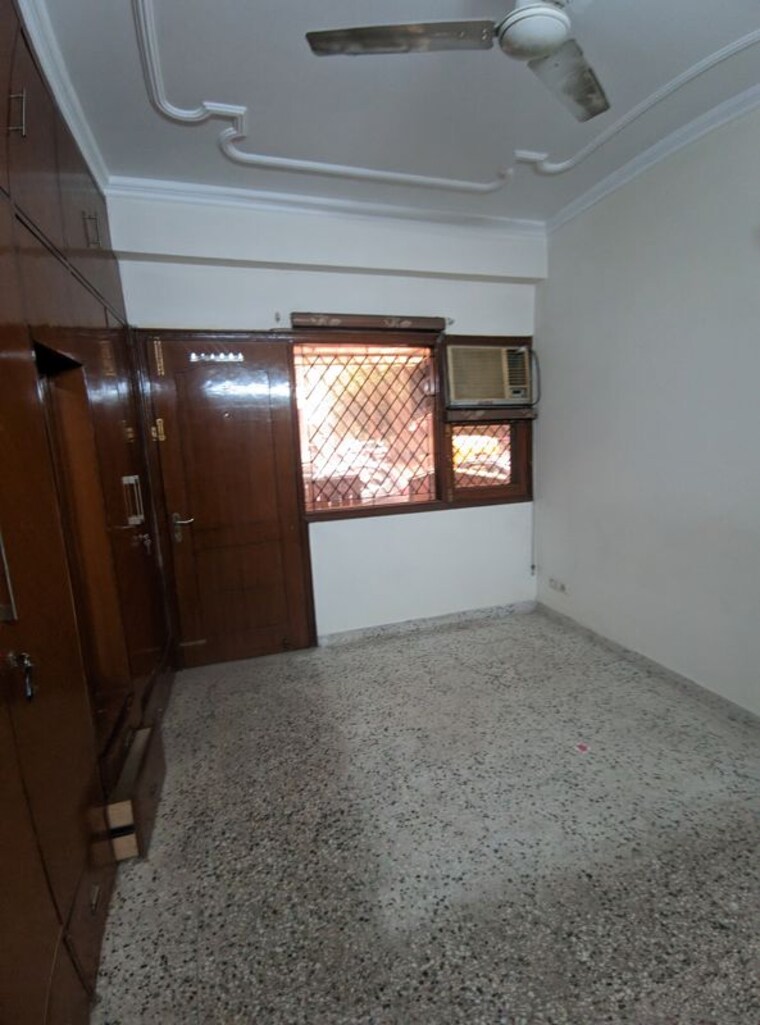 Room, eros-southend-apartments 2 Bedroom 827 Sq.Ft. Apartment In Charmwood Village Faridabad 10338880