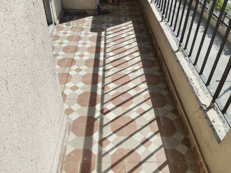 Balcony, land-craft-golf-links-apartment-phase-2 2 Bedroom 1135 Sq.Ft. Apartment In Pandav Nagar Ghaziabad 10338926