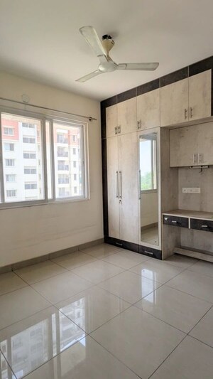 Room in 2 BHK Apartment at Prestige Ferns Residency, Harlur – for Sale