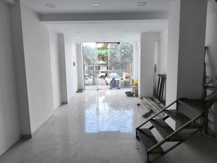 Room, kunjir-shyama-prestige Commercial Shop 400 Sq.Ft. In Pimple Saudagar Pune 10338955