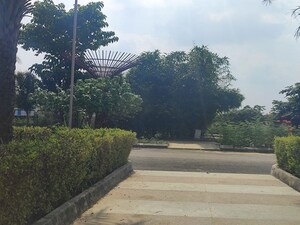 Plot – Garden View at Omaxe Metro City, Kalli Paschim - for Sale