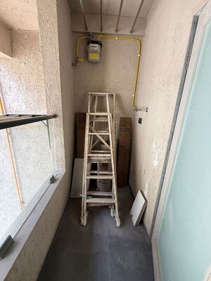  3 BHK Apartment at Khar West – for Rent