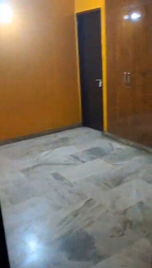 Room in 2 BHK Apartment at Shipra Suncity, Vaibhav Khand – for Sale