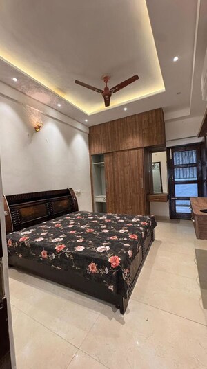 Bedroom in 3 BHK Apartment at Ambala Highway – for Rent