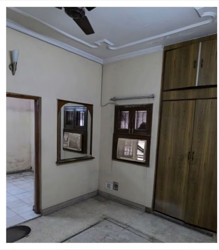 Room, sector 5 3 Bedroom 1850 Sq.Ft. Apartment In Sector 5 Panchkula 10338978