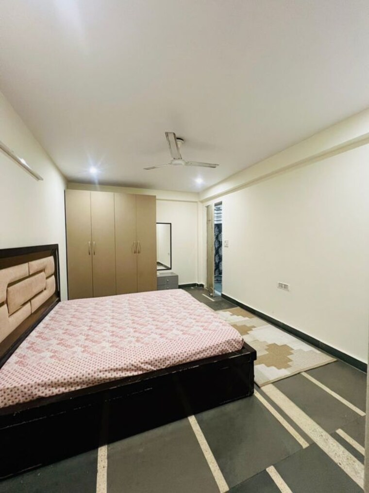 Bedroom, sector 44 1 RK 450 Sq.Ft. Builder Floor In Sector 44 Gurgaon 10338991