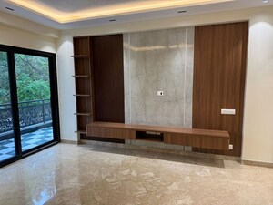 Room in 4 BHK Builder Floor at Palam Vihar Residents Association, Palam Vihar – for Sale