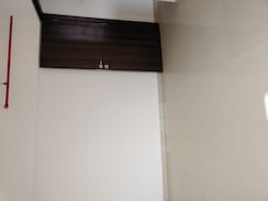 3 BHK + Servant Room Apartment For Rent in Vasudha Sai Eshanya