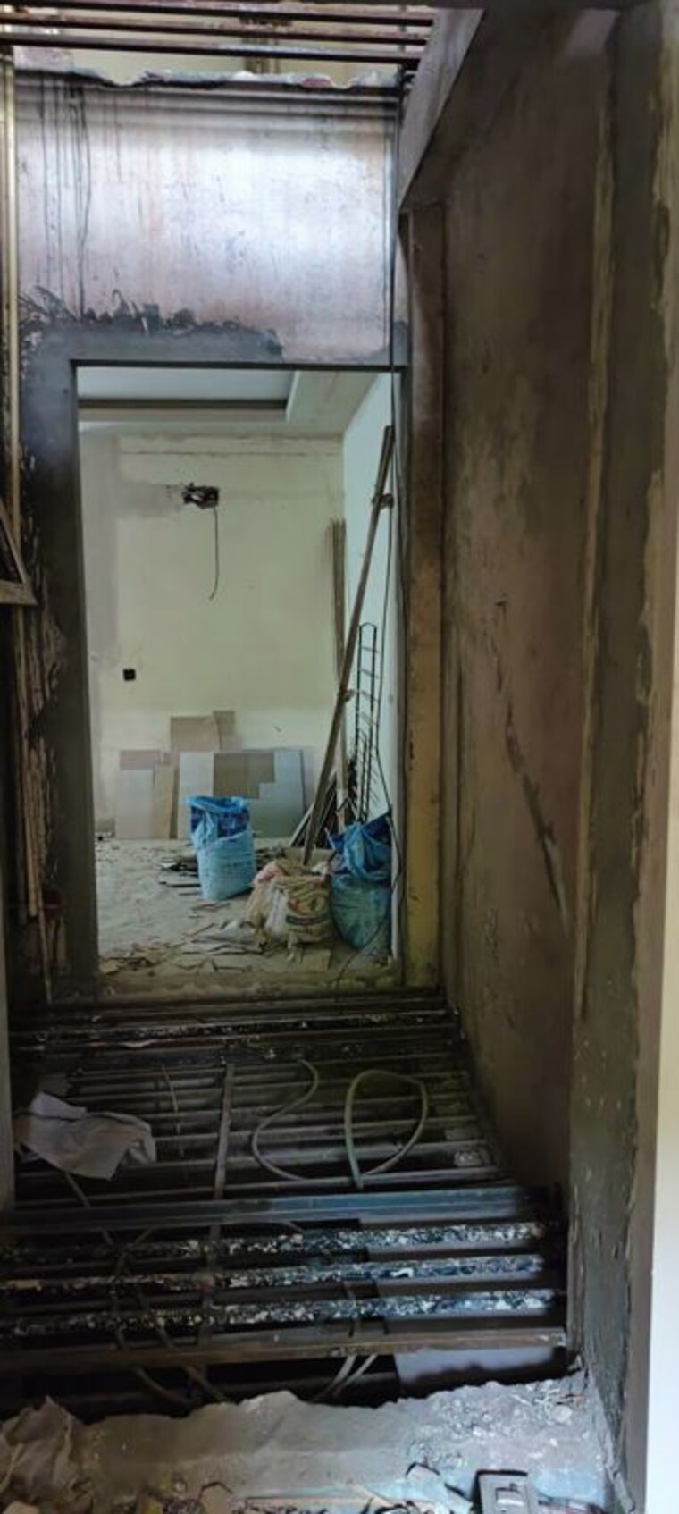 Bathroom, govindpuri 3 Bedroom 900 Sq.Ft. Builder Floor In Govindpuri Delhi 10339045