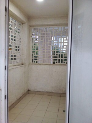 Room in 4 BHK Builder Floor at Sector 107 – for Sale