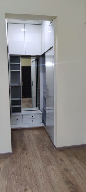 Room in 3.5 BHK Apartment at 3C Lotus Panache, Sector 110 – for Rent