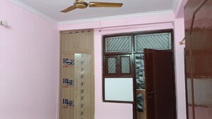 Bedroom in 2 BHK Builder Floor at Vaishali Sector 5 – for Rent