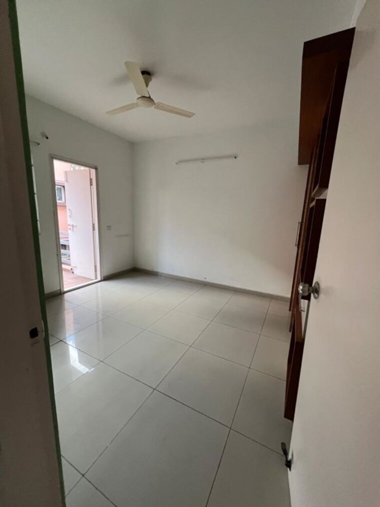 Room, gr-shantinivas 4 Bedroom 3100 Sq.Ft. Apartment In Singasandra Bangalore 10339069