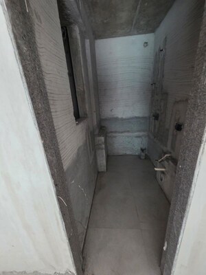 Bathroom in 1 BHK Apartment at Vaibhavlaxmi Queens Glory, Chembur – for Sale
