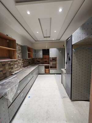 Kitchen in 3 BHK Builder Floor at South City 2 – for Sale