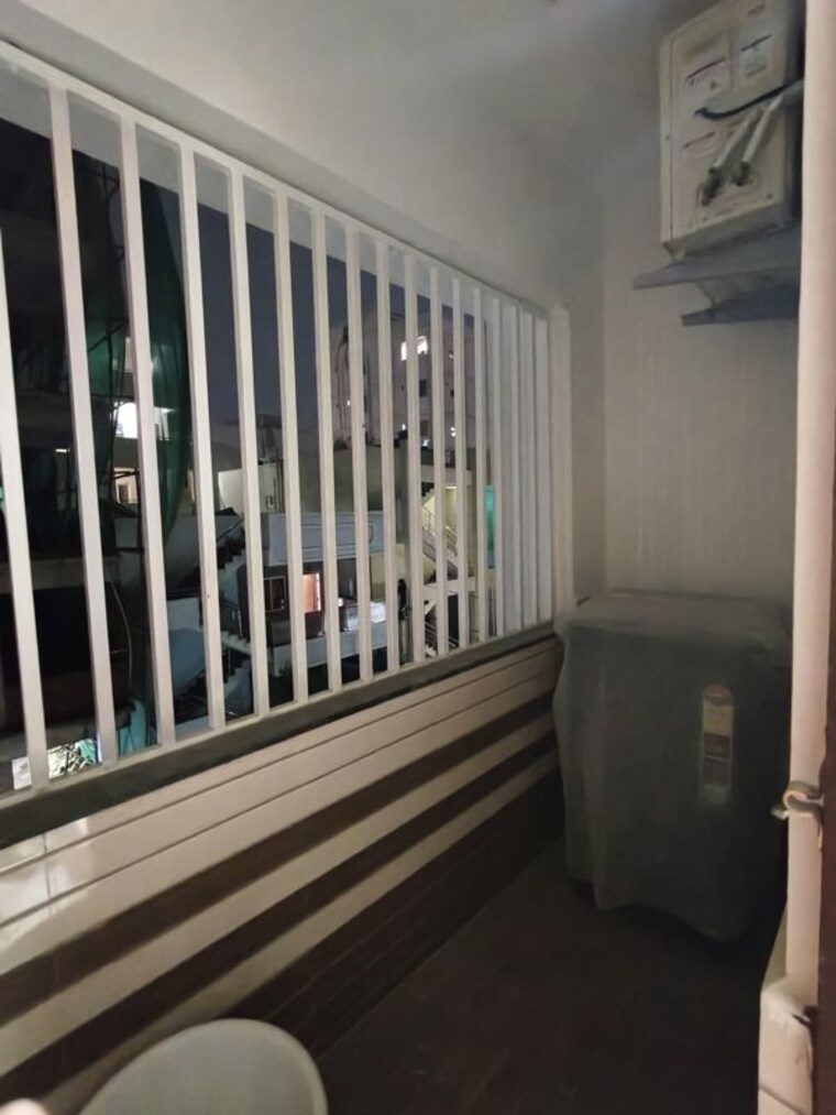 Bathroom, gachibowli 1 Bedroom 810 Sq.Ft. Apartment In Gachibowli Hyderabad 10339072
