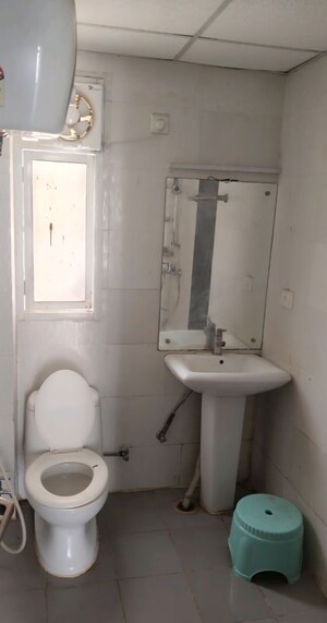 Bathroom in 3 BHK Apartment at Proview Technocity, Chi V Greater Noida – for Rent