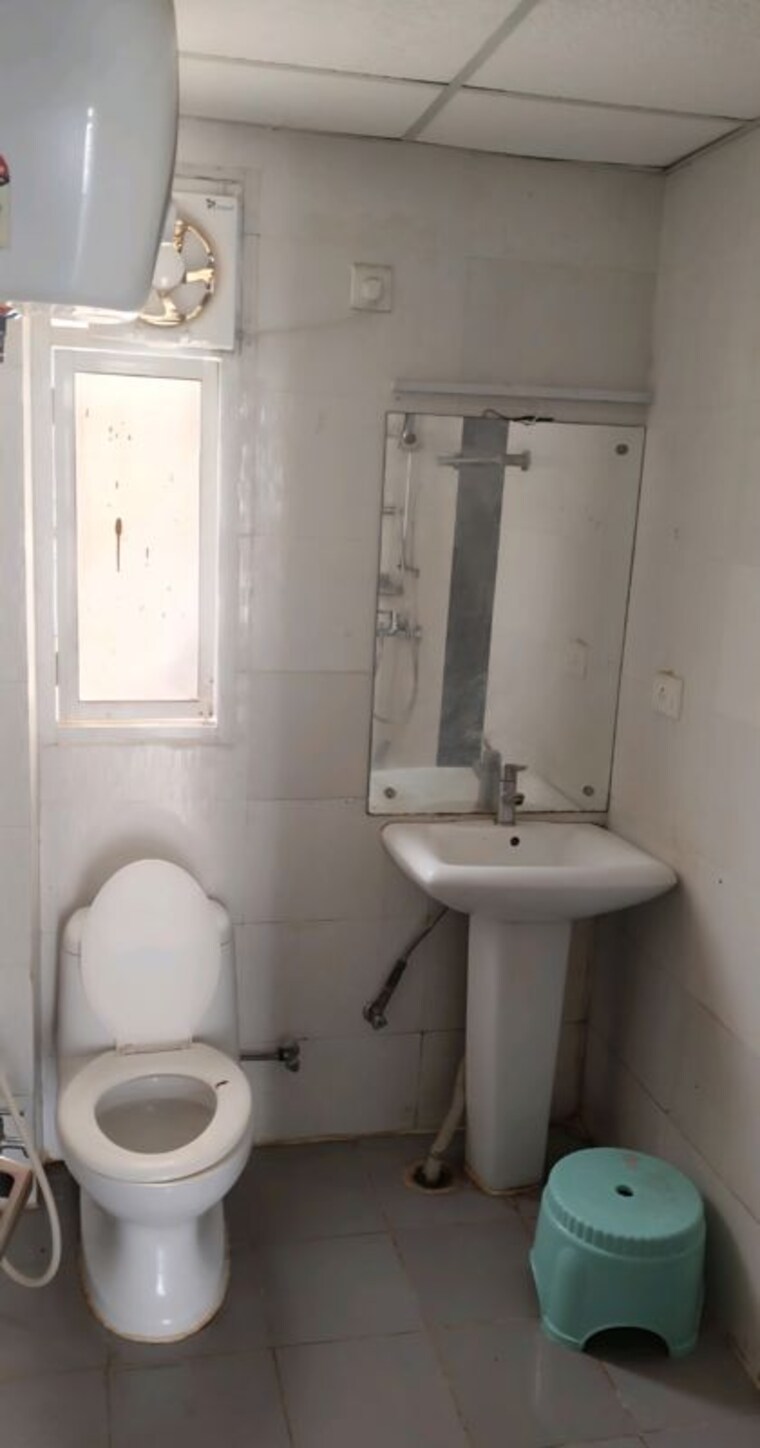 Bathroom, proview-technocity 3 Bedroom 1400 Sq.Ft. Apartment In Chi V Greater Noida Greater Noida 10339067