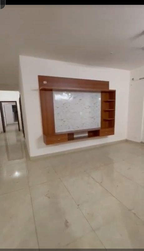 3.5 BHK + Servant Room Apartment For Rent in Rishita Mulberry Heights