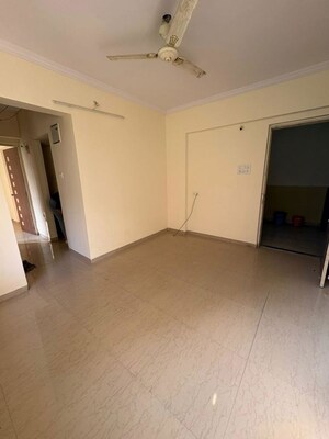 2 BHK Apartment For Rent in Metropolis Aquaris Phase 2, Kasarvadavali