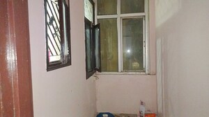 Balcony in 1 BHK Builder Floor at Vaishali Sector 5 – for Rent