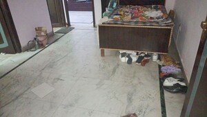 Room in 1 BHK Builder Floor at Vaishali Sector 5 – for Rent
