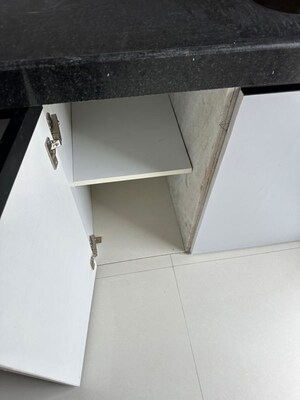 Furnished Amenities in 1 BHK Apartment at Raunak 108, Kasarvadavali – for Sale