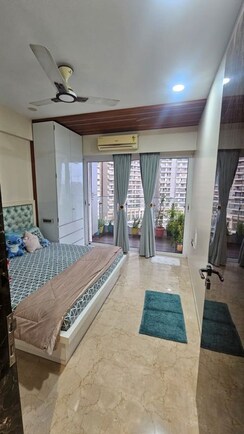 2 BHK Apartment For Rent in LnT Realty Crescent Bay