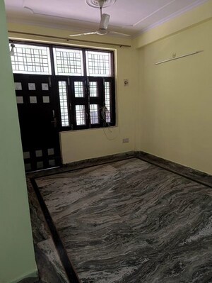 Room in 2 BHK Builder Floor at Sector 47 – for Rent