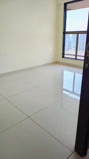 Room in 1 BHK Apartment at Sheth Irene, Malad West – for Sale