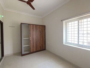 Room in 1 BHK Apartment at Gachibowli – for Rent