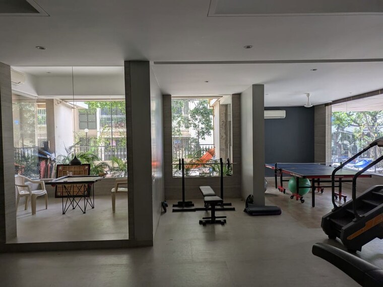 Gym, juhu 2 Bedroom 900 Sq.Ft. Apartment In Juhu Mumbai 10339192