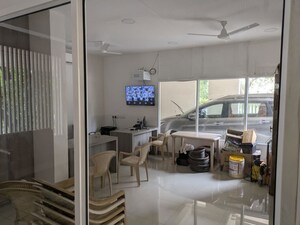  2 BHK Apartment at Juhu – for Rent