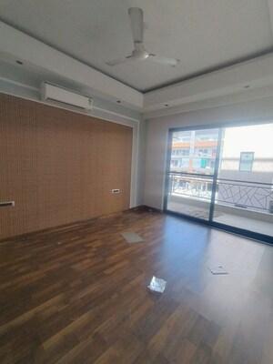 4 BHK Builder Floor For Rent in Ansal API Versalia, Sector 67a