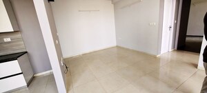 Room in 2 BHK Apartment at Supertech Hues, Sector 68 – for Rent