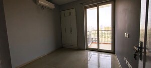Room in 2 BHK Apartment at Supertech Hues, Sector 68 – for Rent