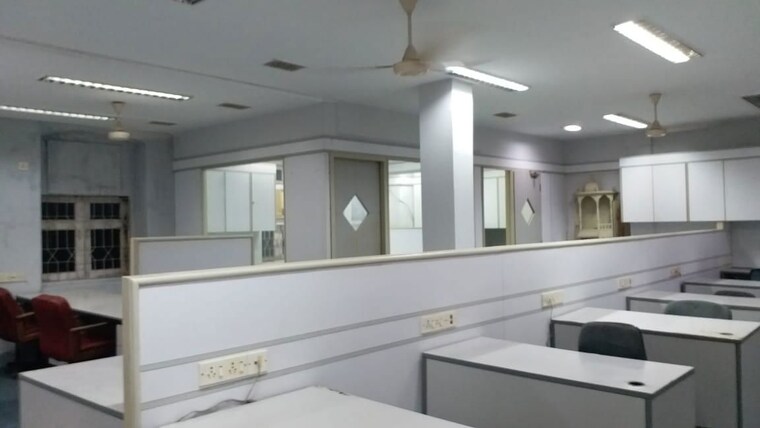 Team Area, marine drive Commercial Office Space 1506 Sq.Ft. In Marine Drive Mumbai 10339273