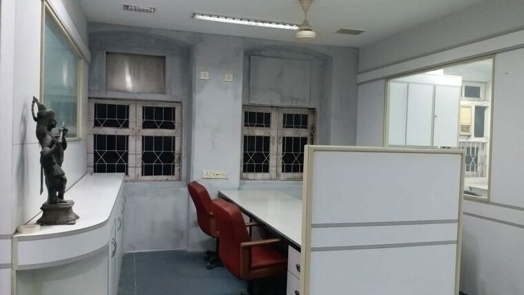 Team Area, marine drive Commercial Office Space 1506 Sq.Ft. In Marine Drive Mumbai 10339273