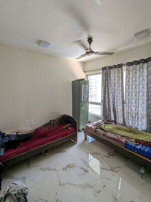 Bedroom in 2 BHK Apartment at Dotom Isle, Malad West – for Rent