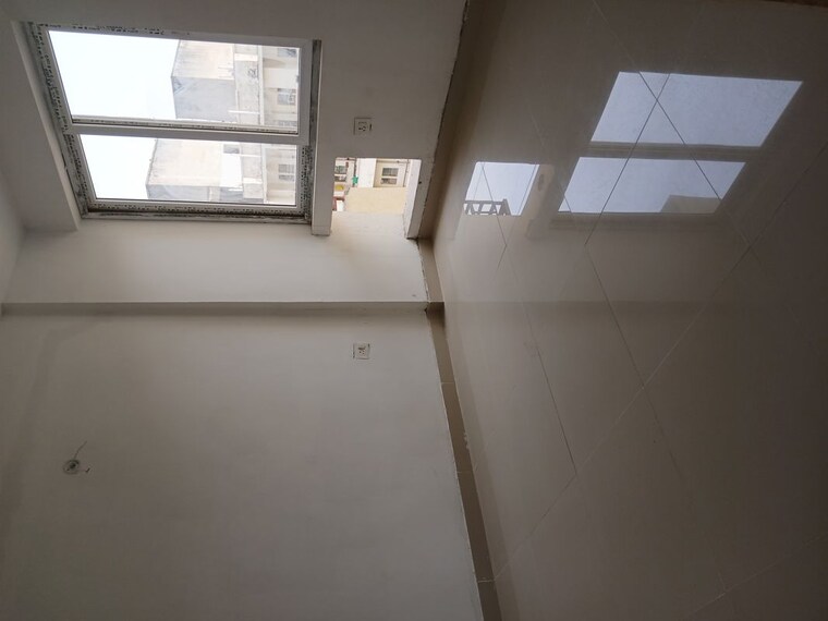 Room, mgh-mulberry-county 3 Bedroom 1400 Sq.Ft. Apartment In Sector 70 Faridabad 10339224