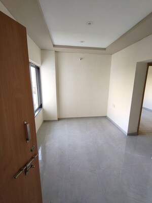 Room in 1 BHK Apartment at Viva Parijat Heights, Nalasopara West – for Rent