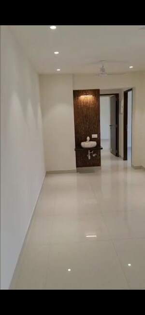 3 BHK Apartment For Sale in Triumph Tower, Malad West