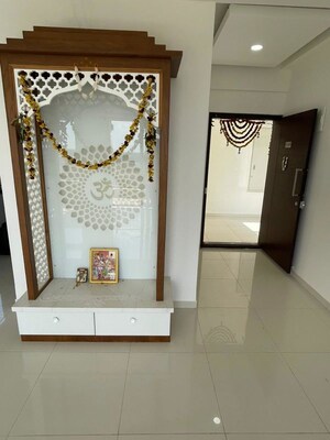Furnished Amenities in 3 BHK Apartment at Godrej Aqua, International Airport Road – for Rent