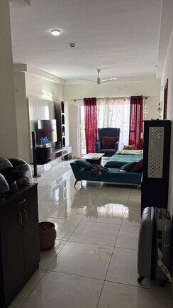 2 BHK Apartment For Rent in Prestige Park Square