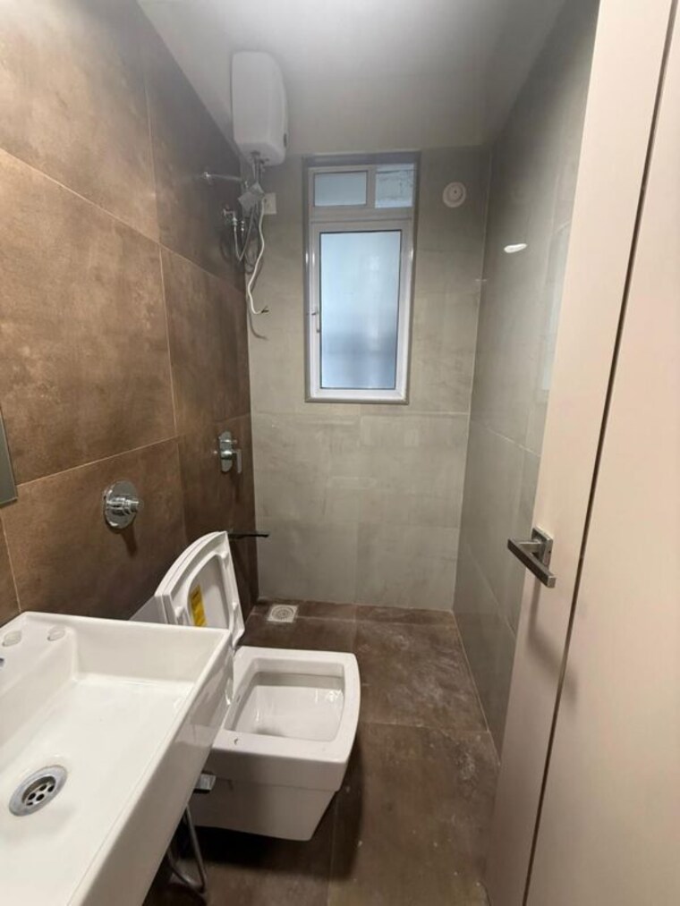Bathroom, dotom-isle 3 Bedroom 948 Sq.Ft. Apartment In Malad West Mumbai 10339329