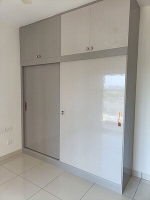 Room in 3 BHK Apartment at Prestige Finsbury Park Hyde, Bagaluru – for Rent