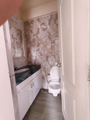 Bathroom in 2 BHK Apartment at Swaraj Daffodils Airoli, Airoli Sector 3 – for Sale