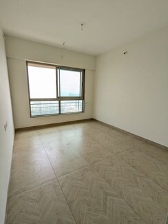 2 BHK Apartment For Sale in Gurukrupa Marina Enclave